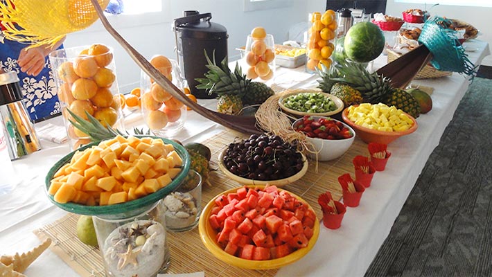 petit-dejeuner a theme
