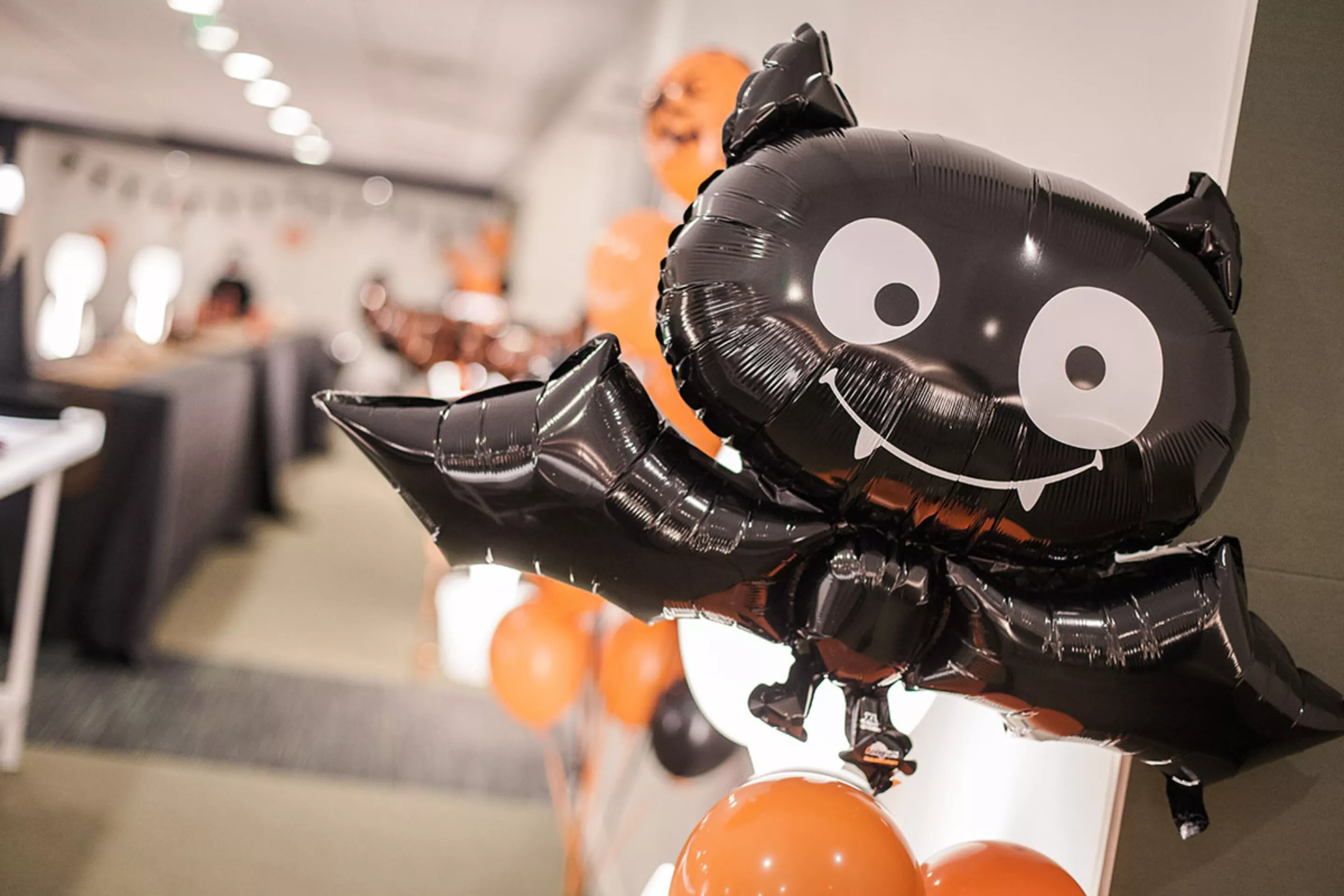 decoration-ballons-family-day-halloween-amazon