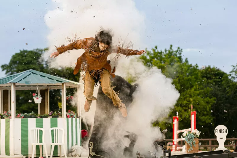 explosion-spectacle-equestre