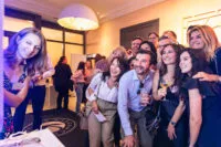 photobooth-borne-selfie-anniversaire-entreprise