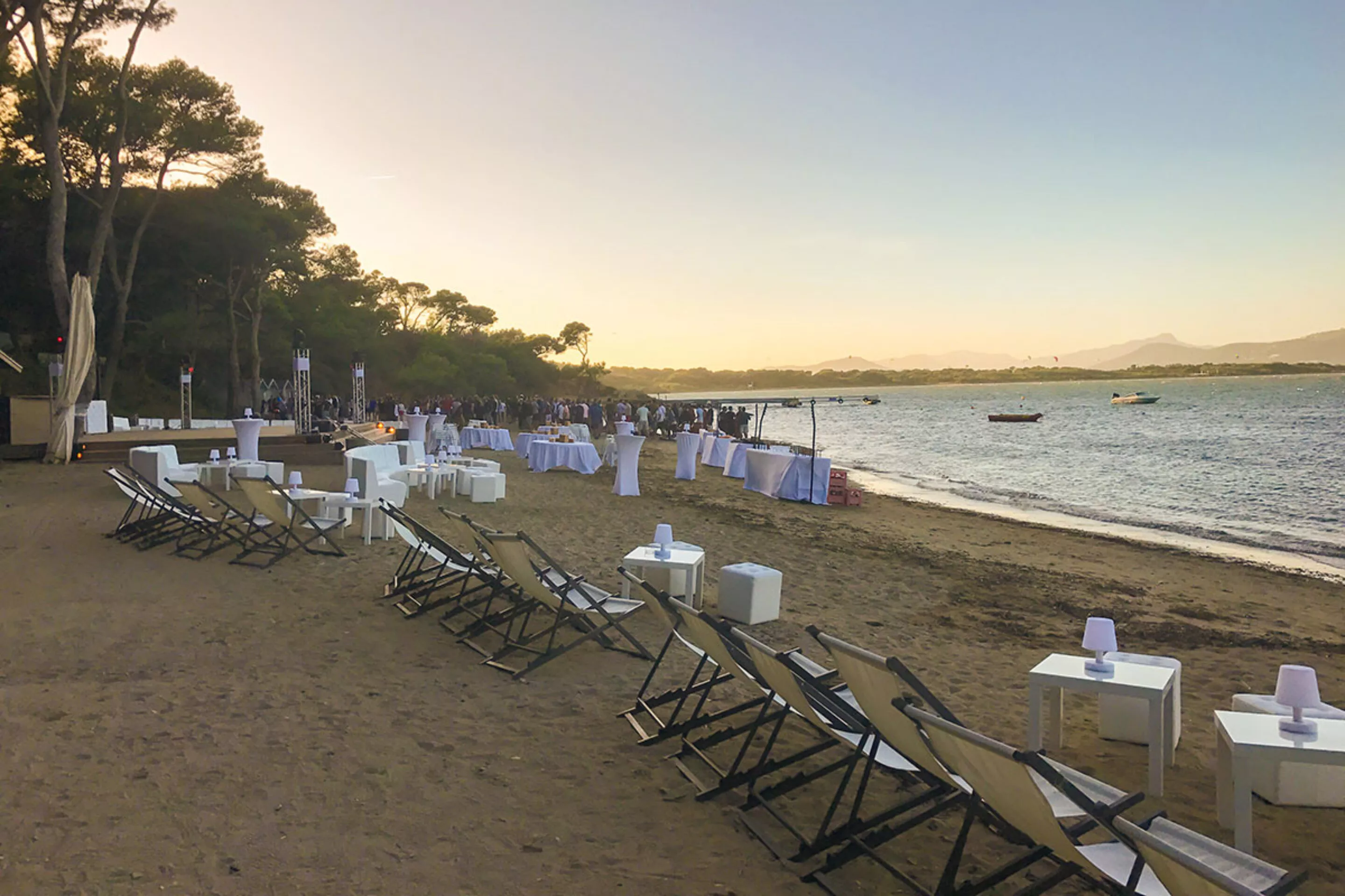 soiree-plage-seminaire-team-building