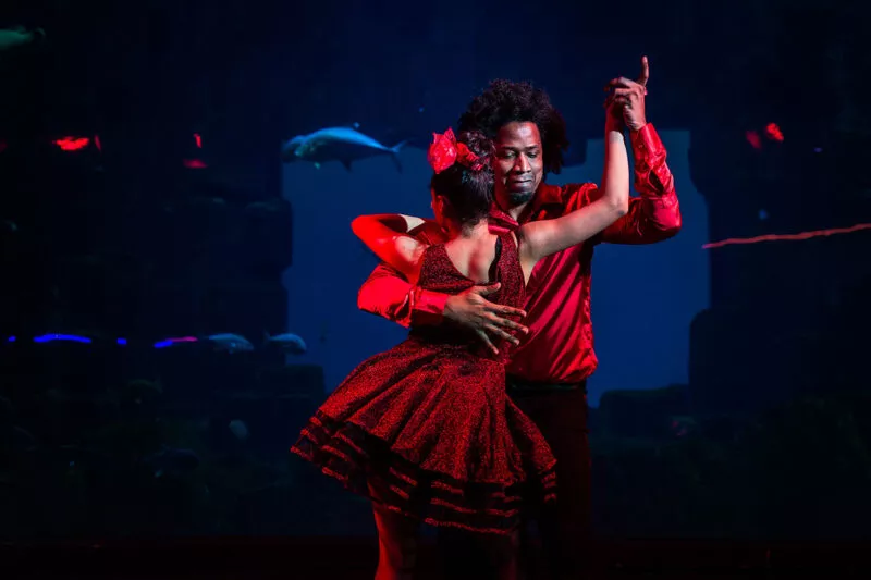 spectacle-salsa-soiree-entreprise