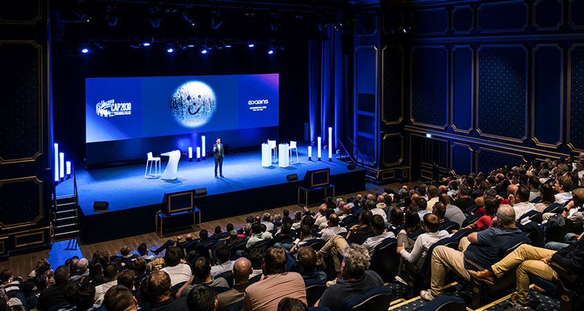seminaire au dela 150 personnes